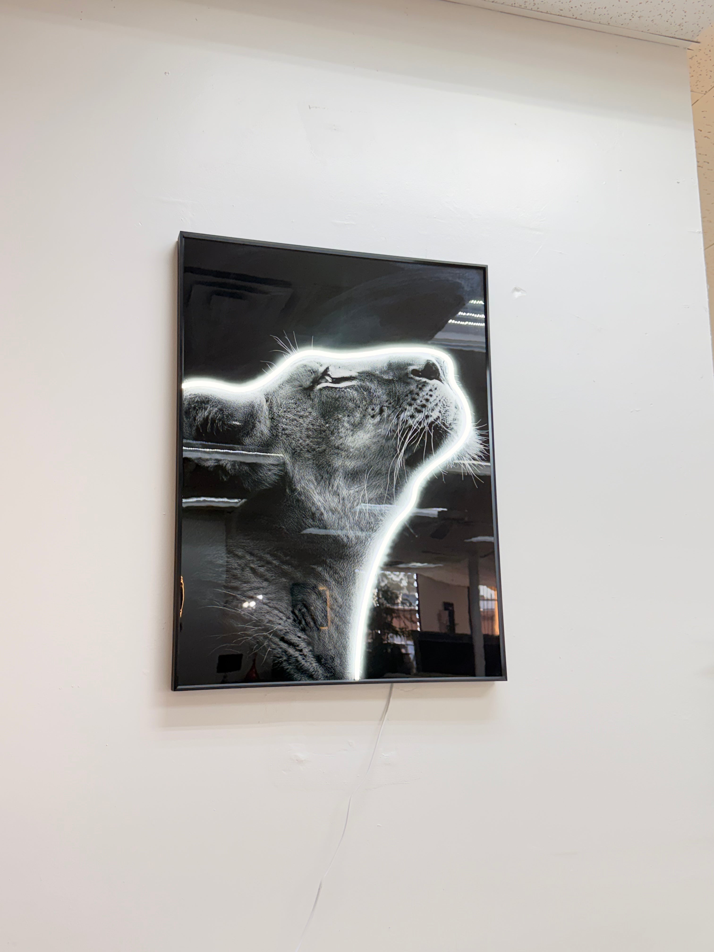 Led Wall Art Decorative Painting Lion AL Frame Black Chrystal Paining Surface