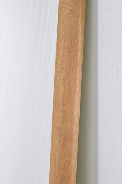 A8010323 Floor Mirror