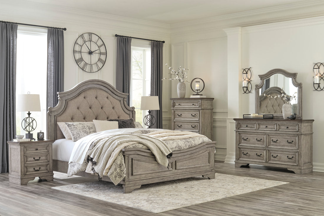 B6030 - 4pc Bedroom Set - Queen, King