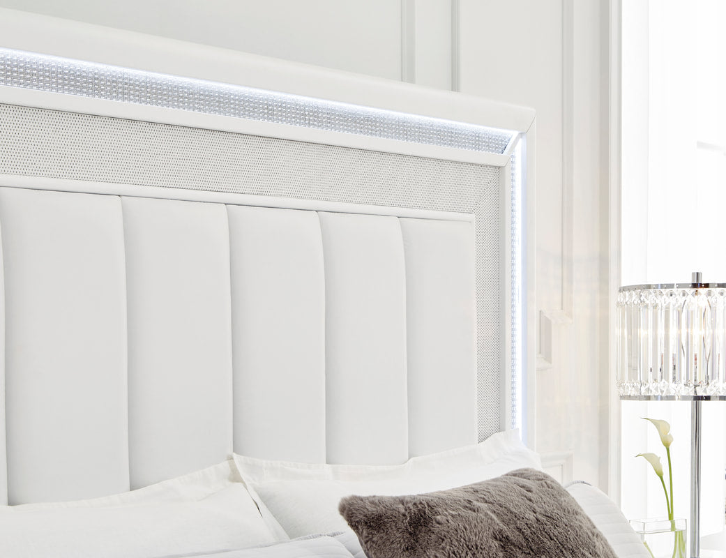 Ashley B822 - Bedroom Set Queen, King **ON SALE**